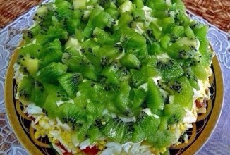 САЛАТ "ИЗУМРУДНАЯ РОССЫПЬ"