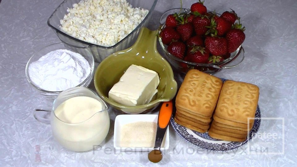 Чизкейк с клубникой без выпечки - Шаг 1