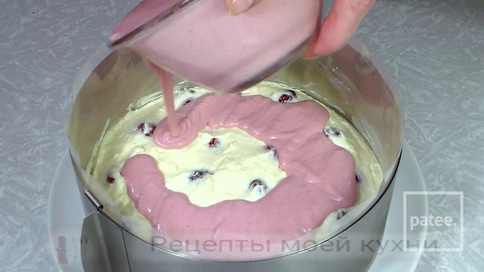 Чизкейк с клубникой без выпечки - Шаг 12