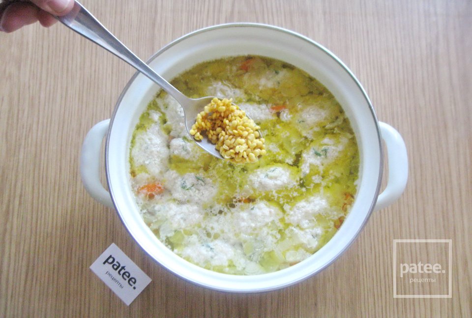 Суп с куриными кнелями и желтой чечевицей - Шаг 9