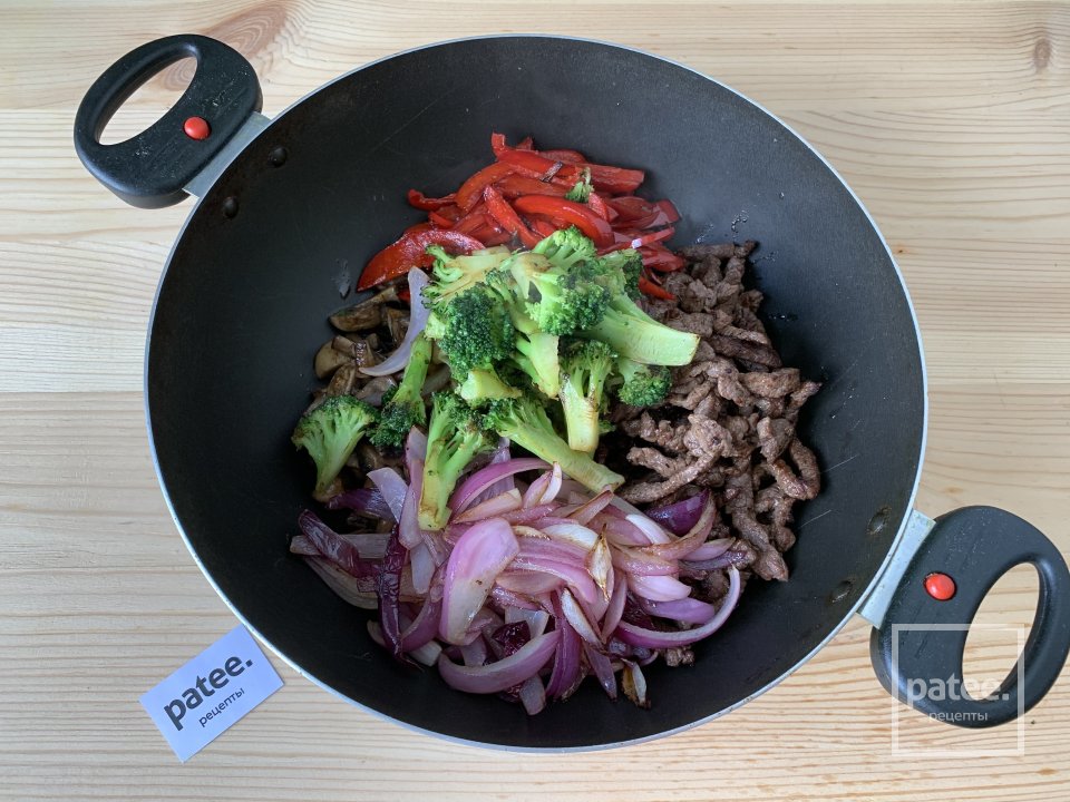 Стир-фрай с говядиной, фасолью и овощами - Шаг 9