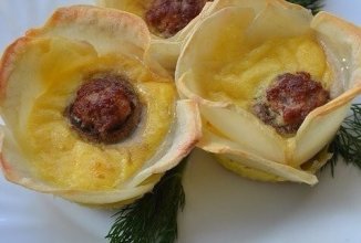 Картофельные цветочки с фаршем