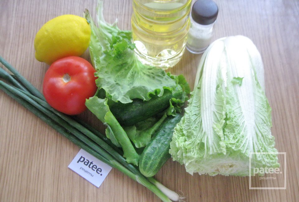 Салат "Летний" с пекинской капустой - Шаг 1