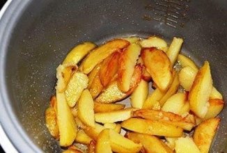 Картошка жареная в мультиварке