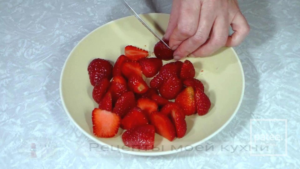 Клубничный пирог с апельсином - Шаг 4