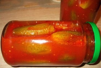 Огурцы в томатном соке