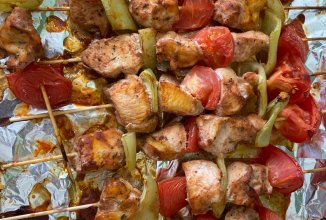 Куриные шашлычки с овощами