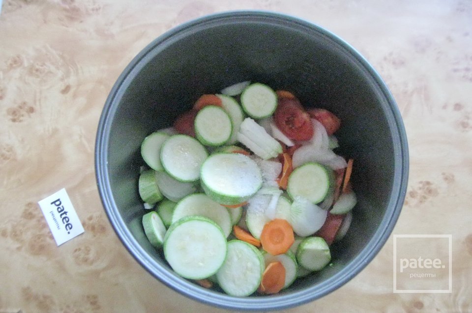 Кабачковая икра с помидорами в мультиварке - Шаг 7