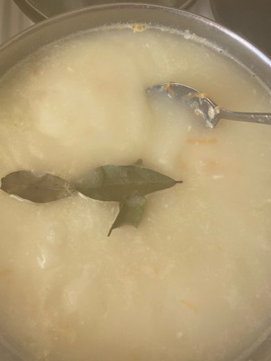 Сырный суп с сухариками - Шаг 2