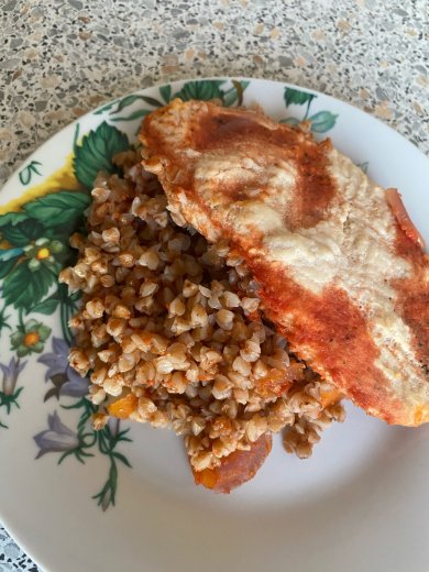 Курица с гречкой в томатном соусе в духовке - Шаг 8