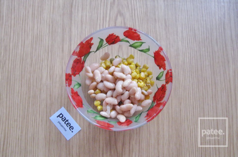 Салат из бобовых с помидорами - Шаг 4