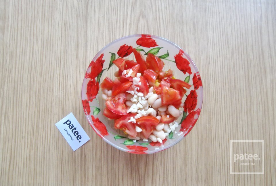 Салат из бобовых с помидорами - Шаг 6