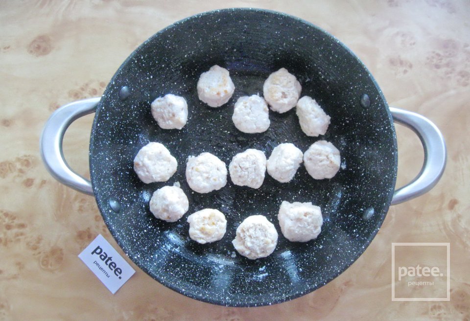 Гречка с фрикадельками и овощами - Шаг 4