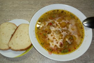 Лёгкий супчик с овощами и мелкими макаронами