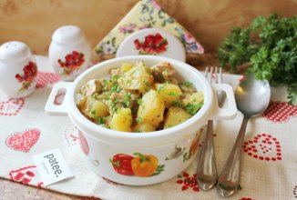 Куриное филе с баклажаном и картофелем