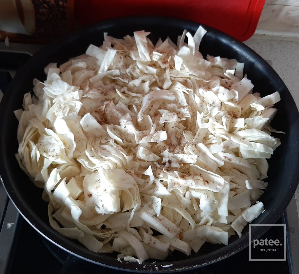 Пирог заливной с капустой - Шаг 2