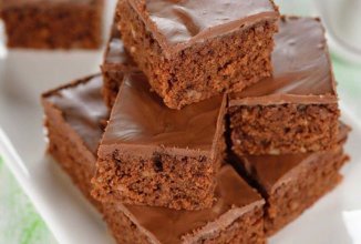 Простые шоколадные пирожные