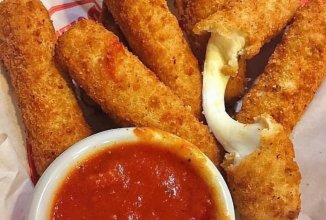 Жареные сырные палочки