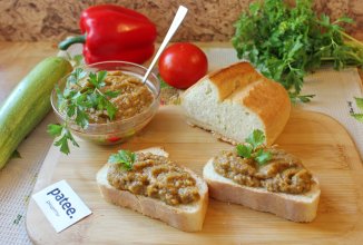 Кабачковая икра с шампиньонами