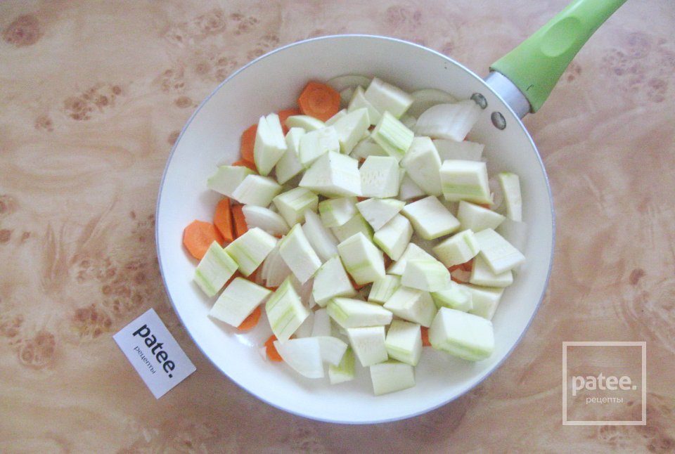 Кабачковая икра с шампиньонами - Шаг 4