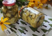 Маринованные белые грибы с корицей и кардамоном