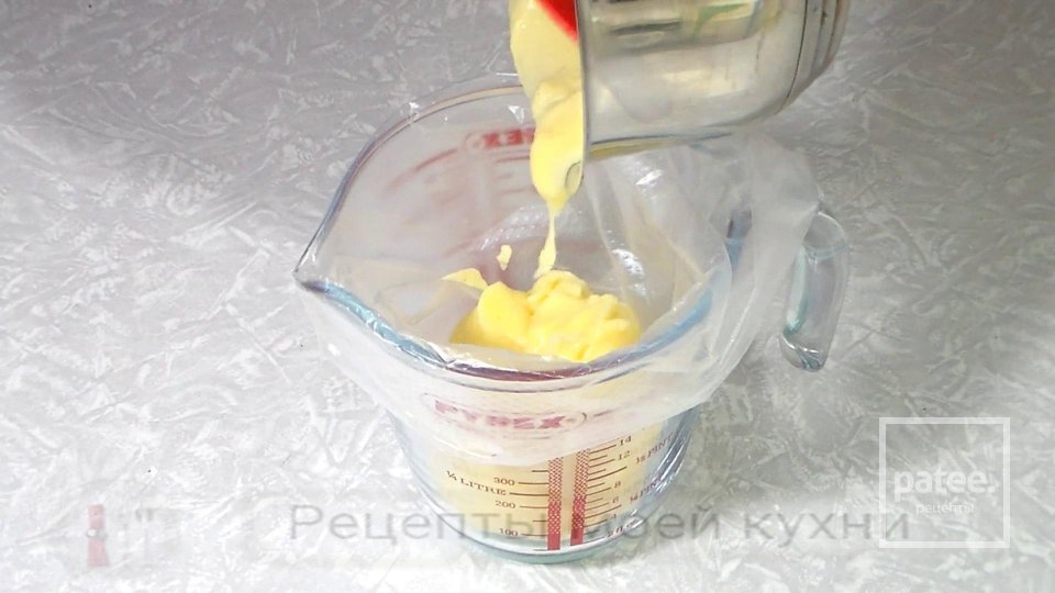 Пирог с заварным кремом в духовке - Шаг 4