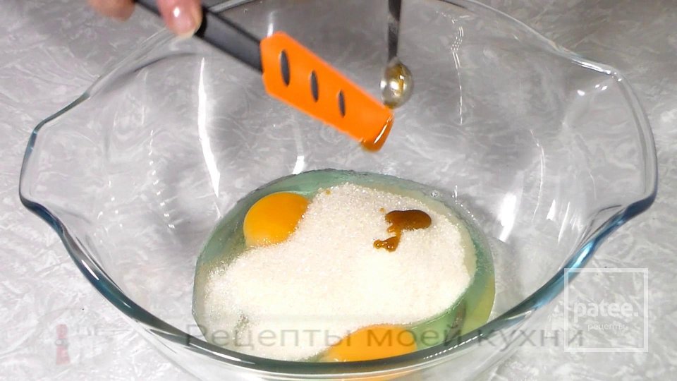 Пирог с заварным кремом в духовке - Шаг 6