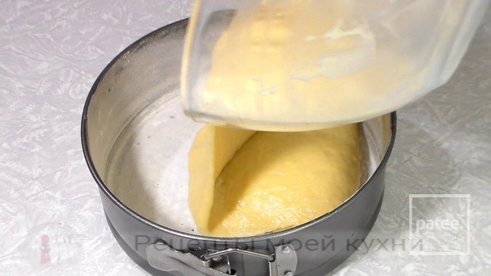 Пирог с заварным кремом в духовке - Шаг 8