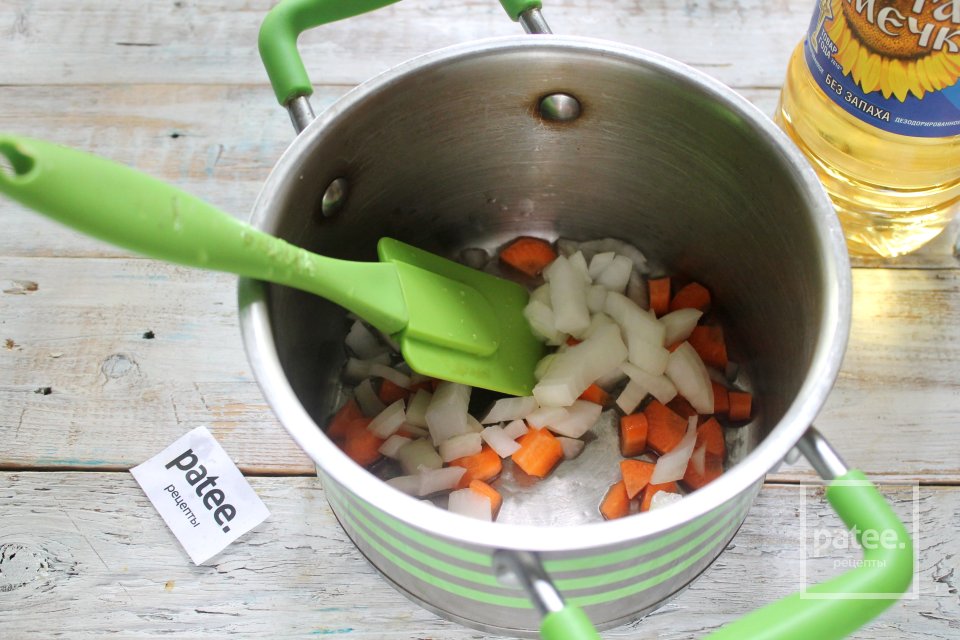 Щи с пекинской капустой и мясными фрикадельками - Шаг 4