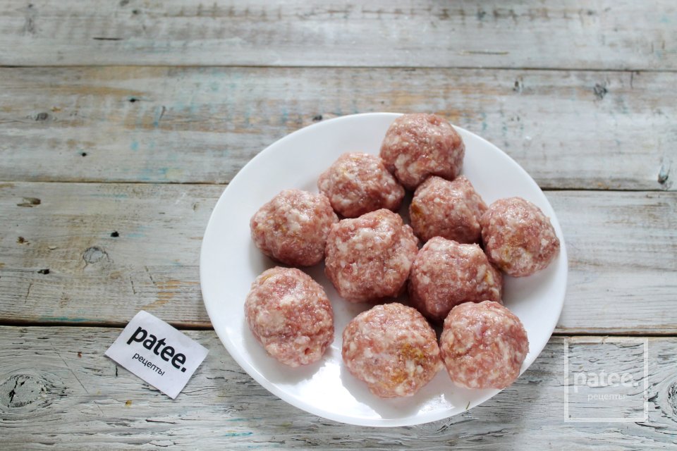 Щи с пекинской капустой и мясными фрикадельками - Шаг 13