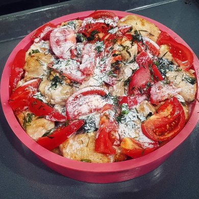 Курица, запеченная с картофелем