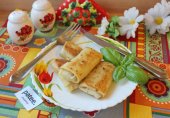 Блинчики с сыром, курицей и яйцом
