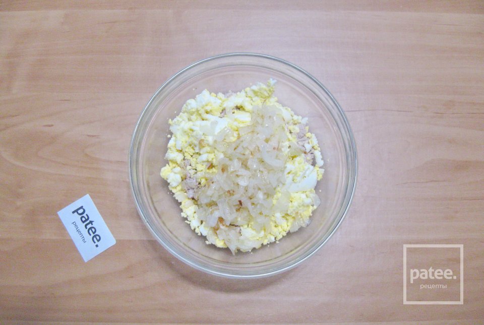 Блинчики с сыром, курицей и яйцом - Шаг 9