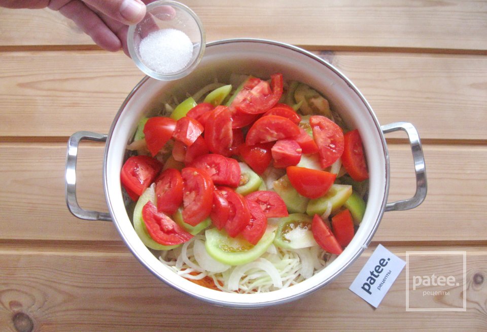 Капустный салат с помидорами на зиму - Шаг 8