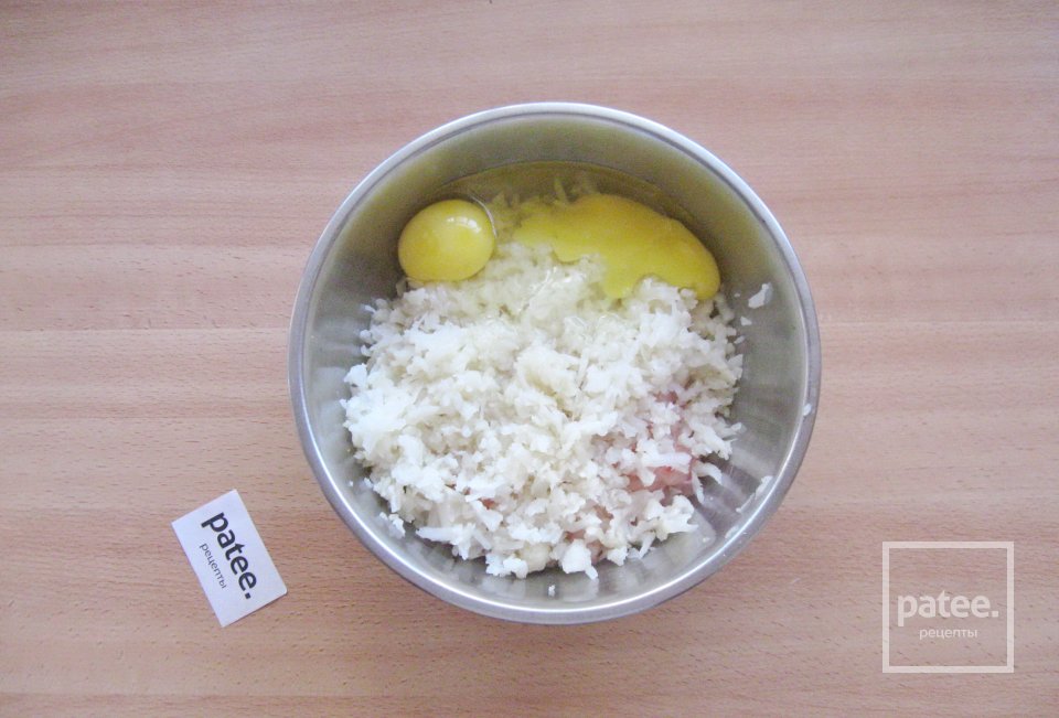Куриные оладьи с цветной капустой - Шаг 5
