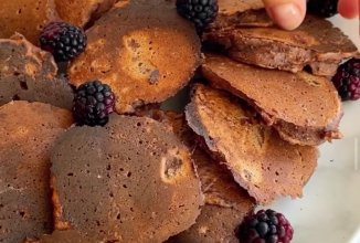 Шоколадно-маковые оладушки