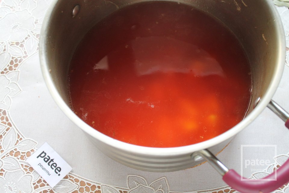 Борщ с говядиной на косточке и фасолью - Шаг 12