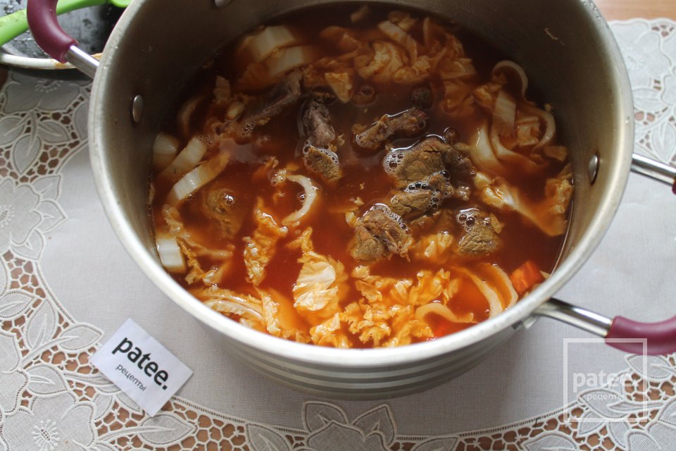 Борщ с говядиной на косточке и фасолью - Шаг 14