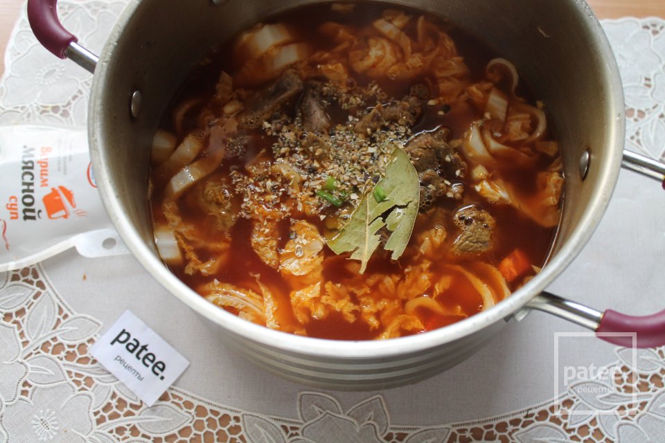 Борщ с говядиной на косточке и фасолью - Шаг 15