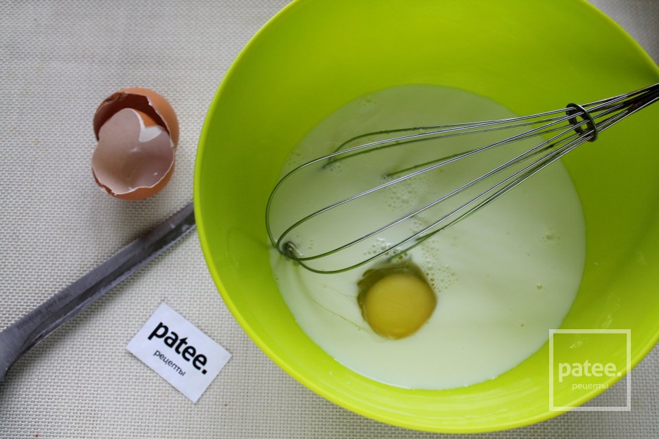 Блины, фаршированные курицей и зелёным луком - Шаг 8