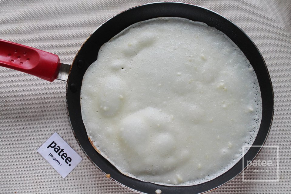 Блины, фаршированные курицей и зелёным луком - Шаг 13