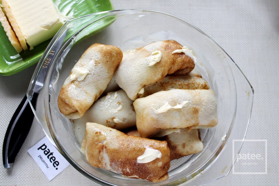 Блины, фаршированные курицей и зелёным луком - Шаг 17