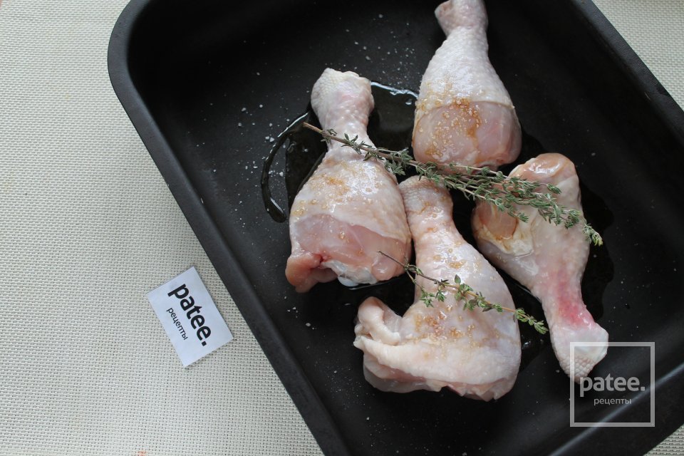 Жаркое из куриных голеней в духовке с овощами и айвой - Шаг 5