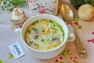 Грибной суп с рисом и сливками