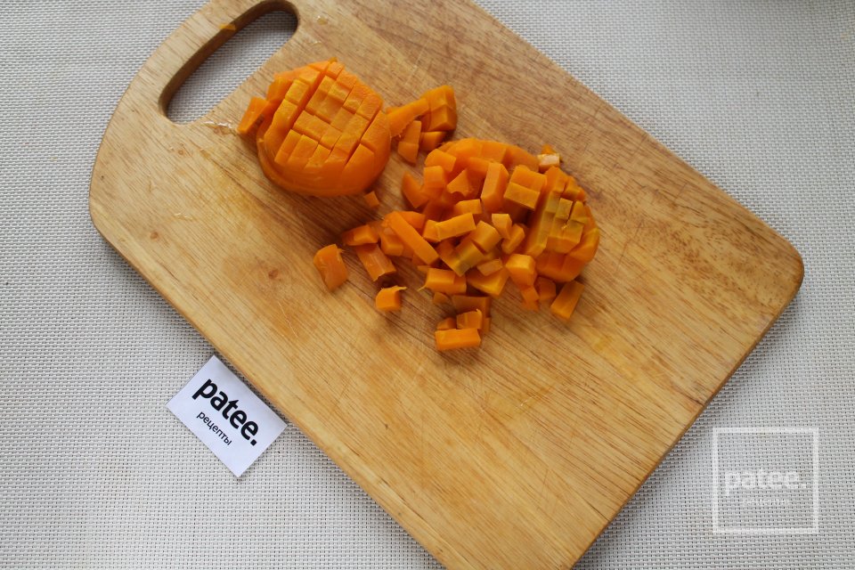 Оливье с говядиной и замороженным зелёным горошком - Шаг 5