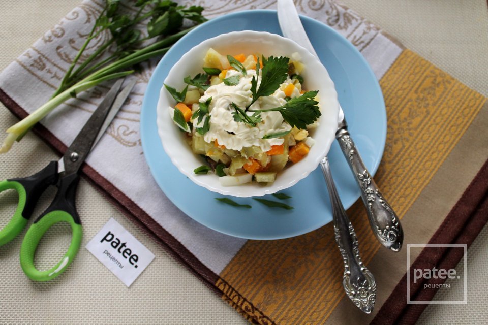 Оливье с говядиной и замороженным зелёным горошком - Шаг 11