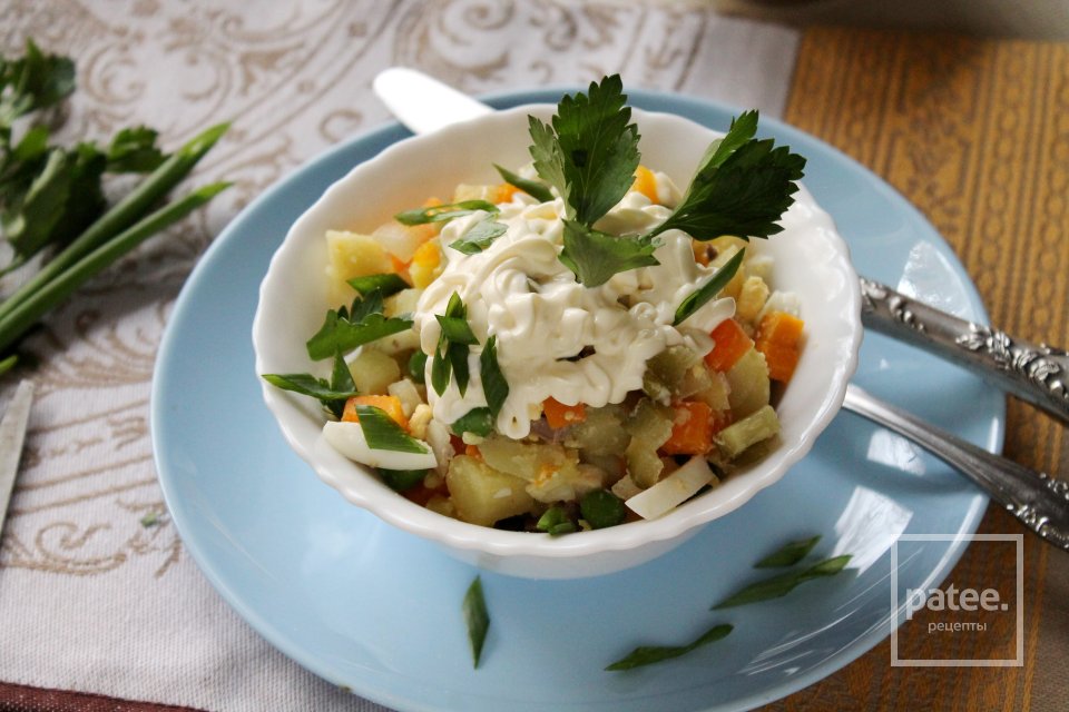 Оливье с говядиной и замороженным зелёным горошком - Шаг 12