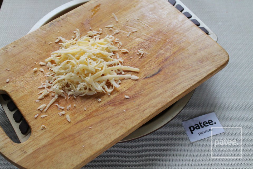 Пицца со сладким перцем на слоёном тесте - Шаг 11