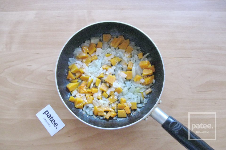 Блинчики с курицей и тыквой - Шаг 8