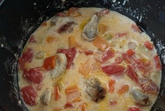 Курица в молочном соусе